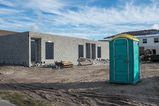Portable Toilet Options We Offer in Bay Park, NY